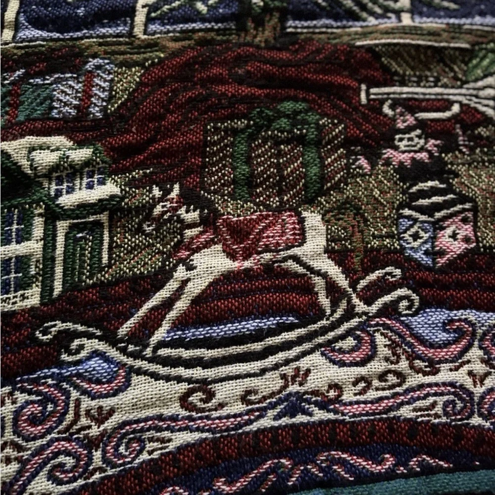 Holiday Tapestry Blanket with Christmas Tree Design